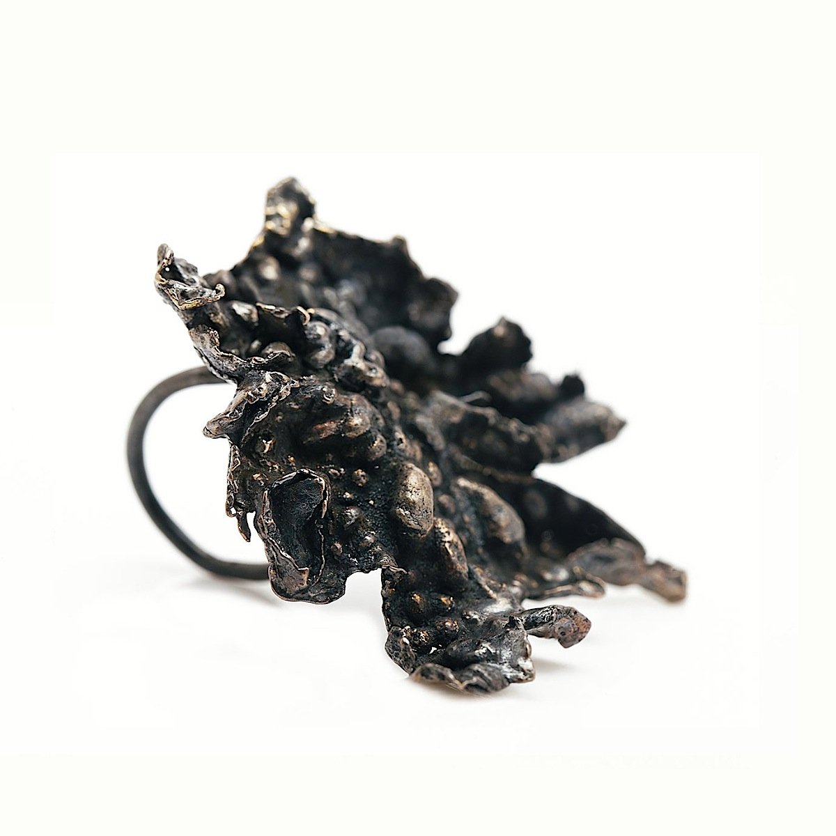 The lava ring - Bronze