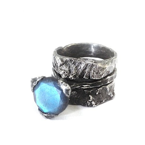 The birch rings - set of 2 in oxidized Silver