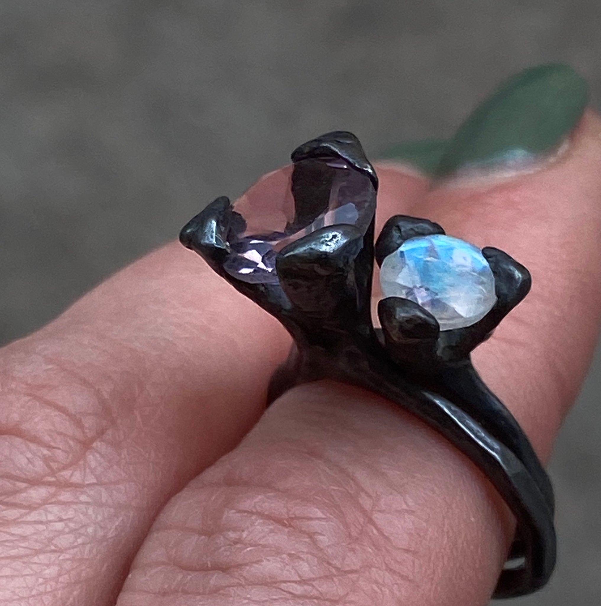 The Cone ring Silver/oxidized Silver - Duo